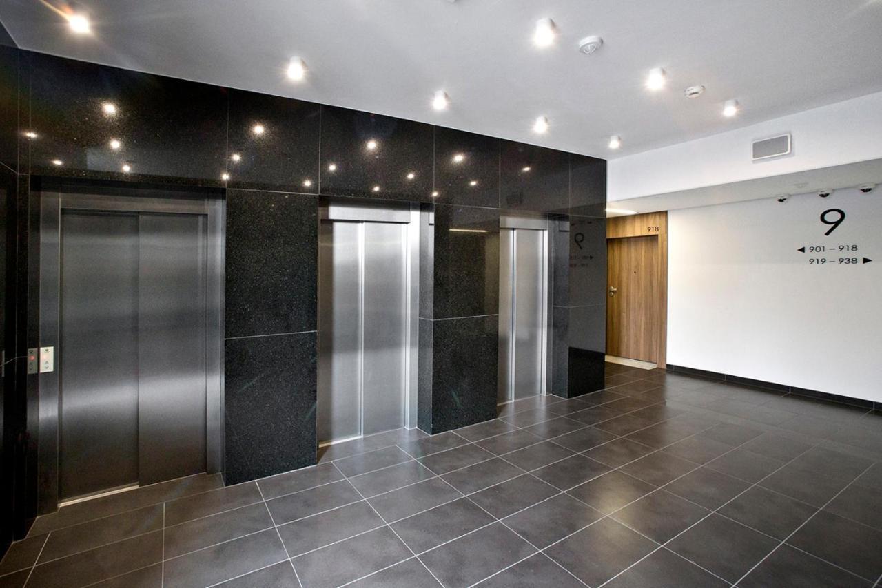 Prymasa Tysiaclecia - P&O Serviced Apartments ワルシャワ エクステリア 写真