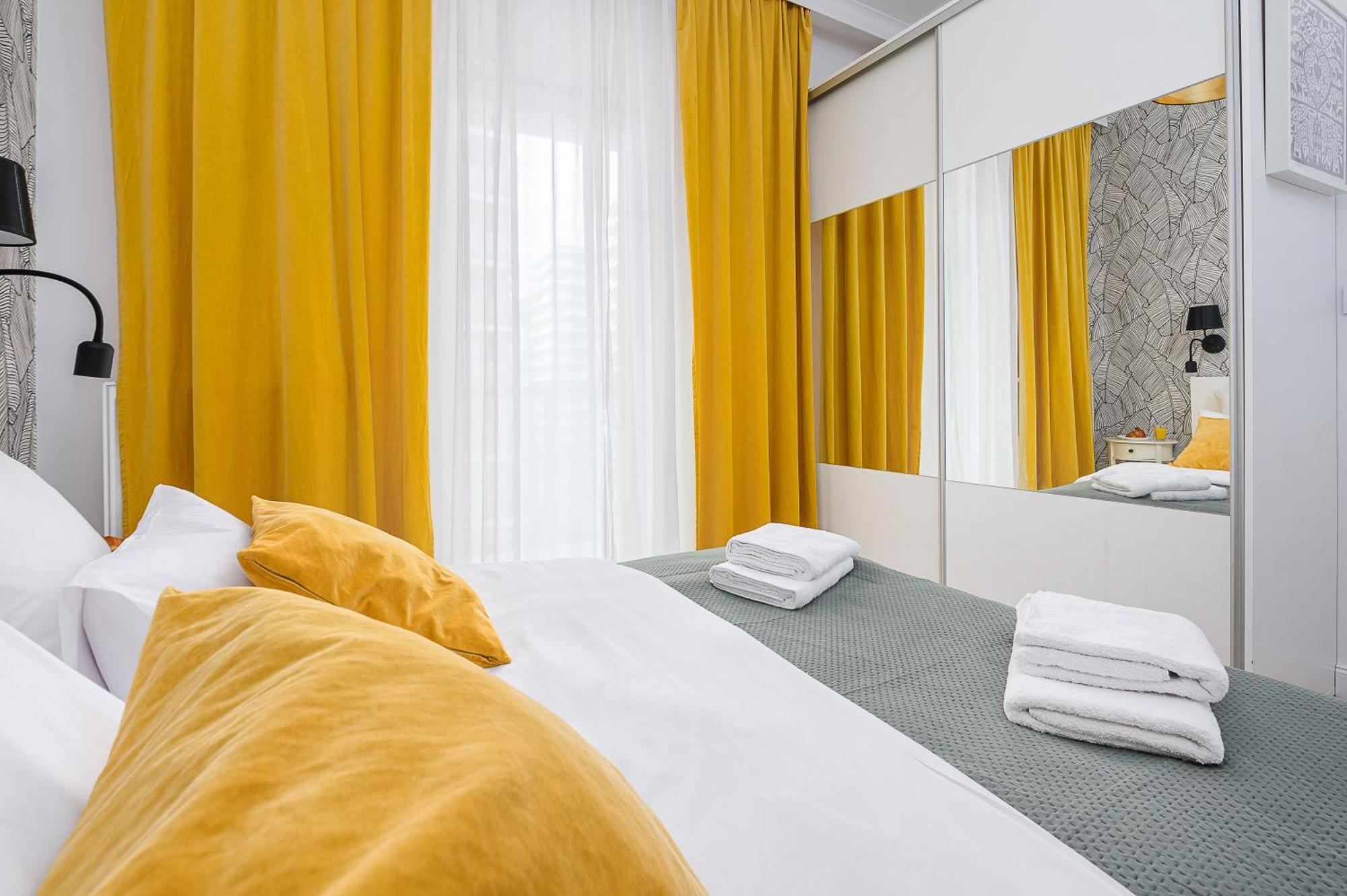 Prymasa Tysiaclecia - P&O Serviced Apartments ワルシャワ エクステリア 写真