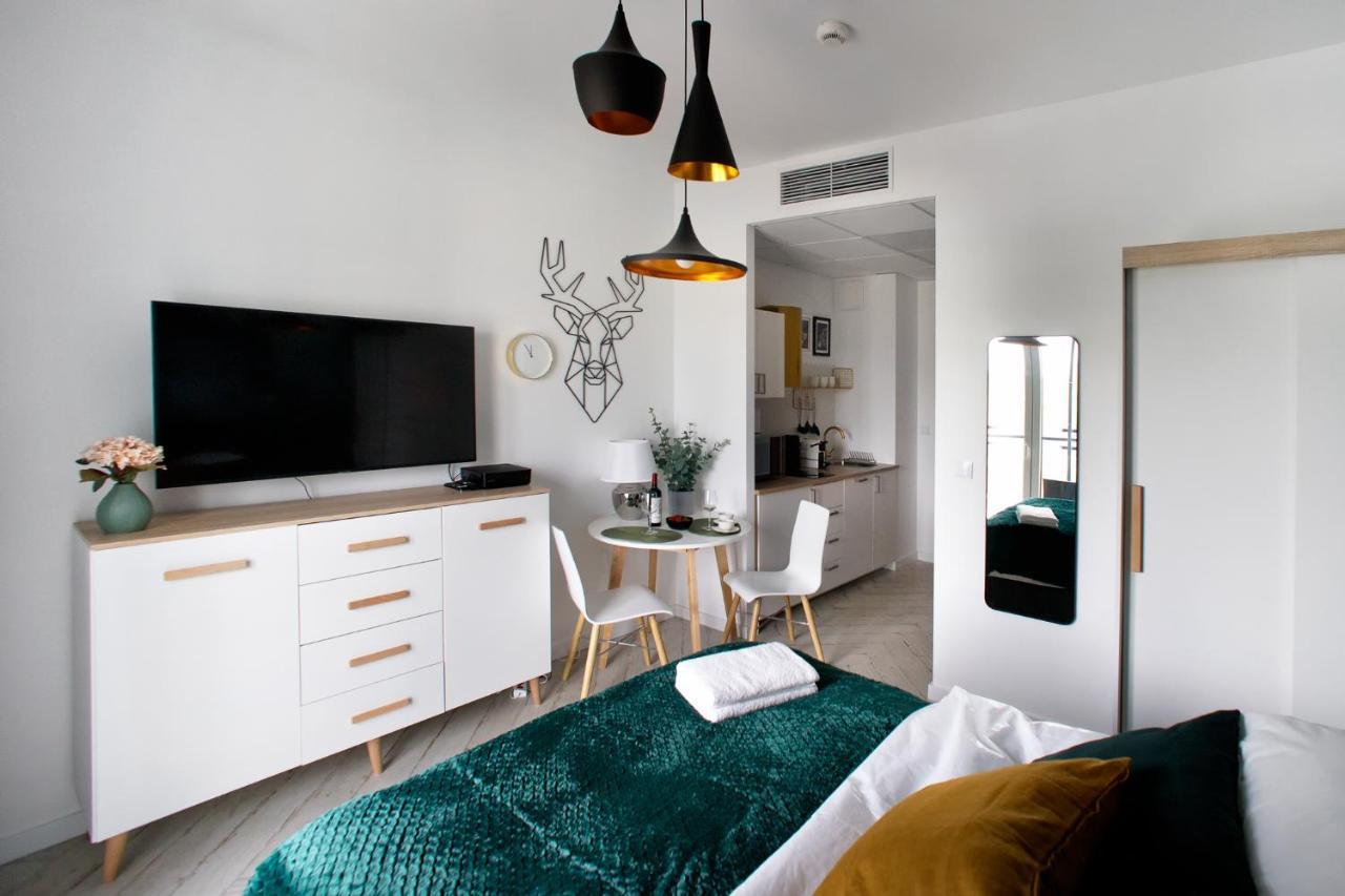 Prymasa Tysiaclecia - P&O Serviced Apartments ワルシャワ エクステリア 写真